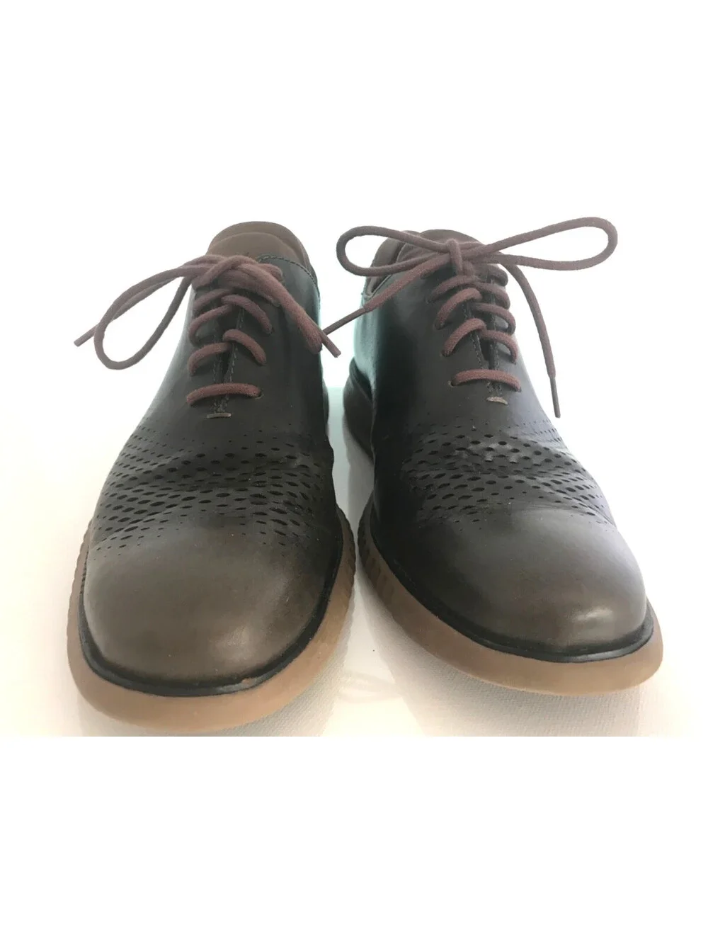 Cole Haan 2.ZEROGRAND Laser Wingtip Oxfords Tan Brown Men's Size 9 M Nice Shape.